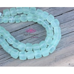 Mint chalcedony stone cube shape 9 mm