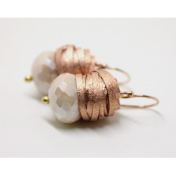 Light blush Moonstone with rose gold wire